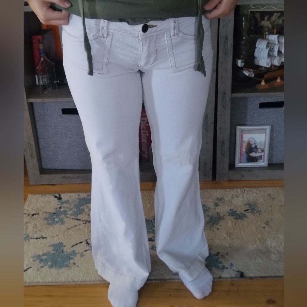 Women's White Flared Corduroys Pants From Unionbay Size 5